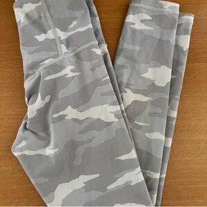 White and grey camo leggings from athleta, XXS
